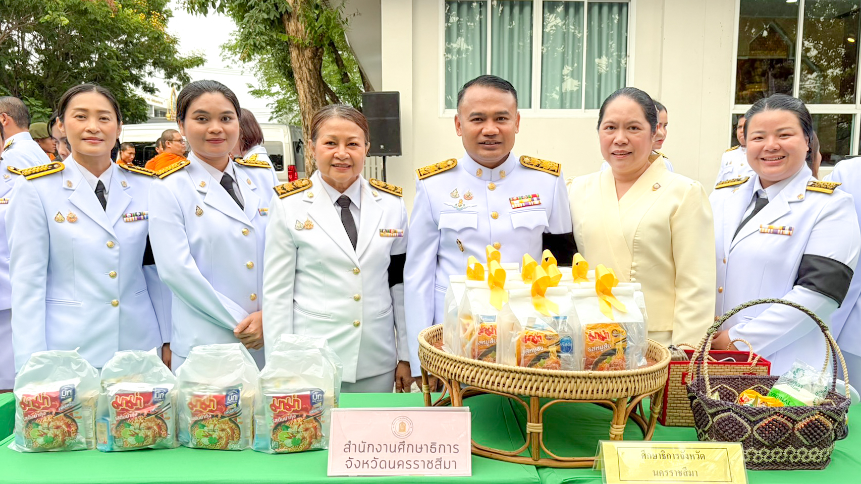 ศธจ.นครราชสีมา ร่วมพิธีสวดพระพุทธมนต์และทำบุญตักบาตร เนื่องในวันคล้ายวันสวรรคตสมเด็จพระนเรศวรมหาราช ประจำปี 2569