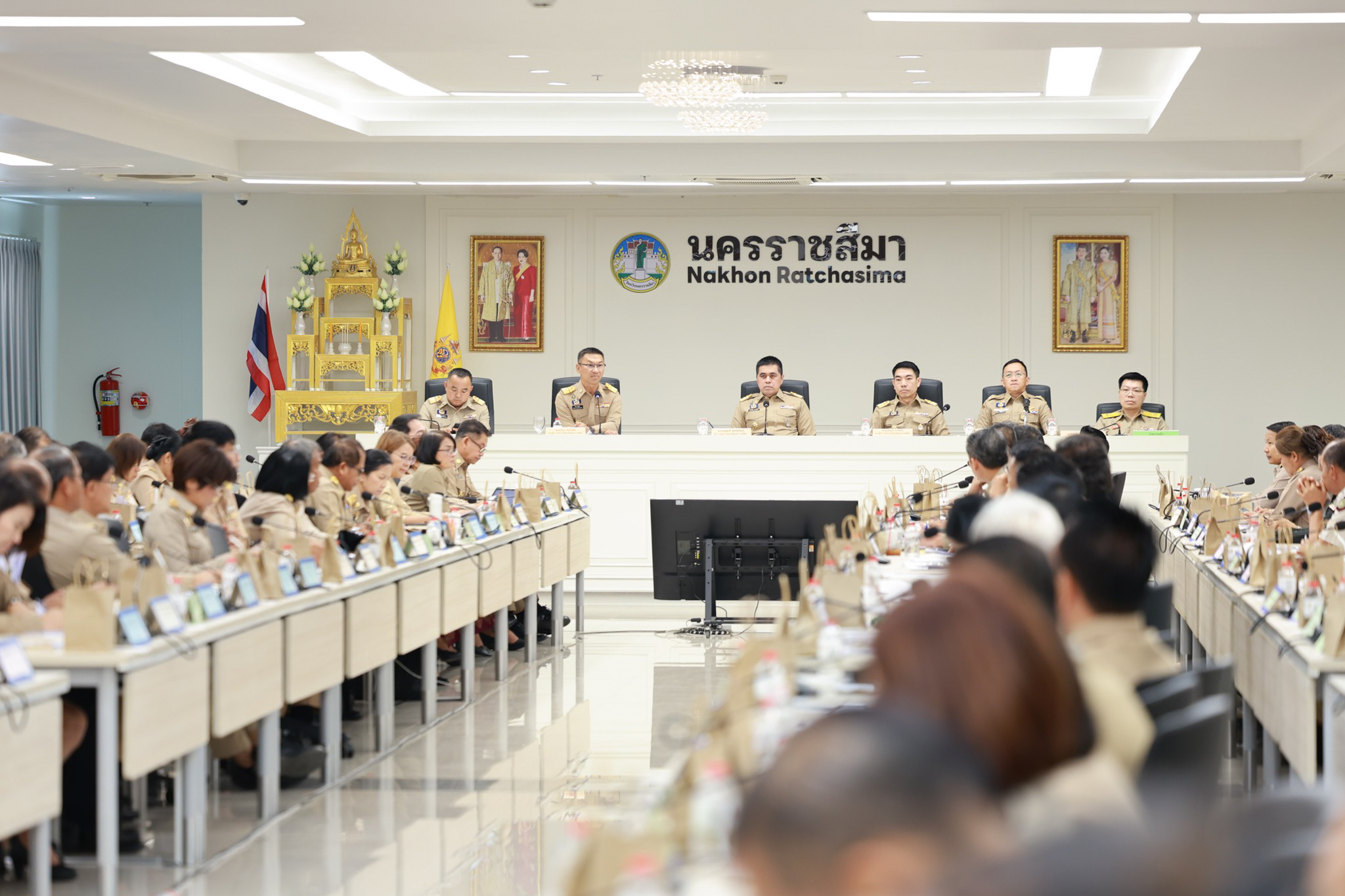 ศธจ.นครราชสีมา ร่วมประชุมกรมการจังหวัดนครราชสีมา ครั้งที่ 4/2569 ประจำเดือนเมษายน 2569