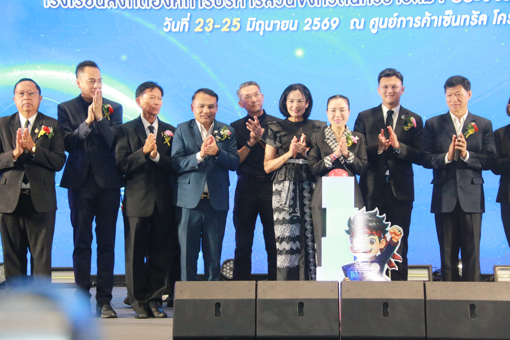 ศธจ.นครราชสีมา ร่วมเปิดงานมหกรรมการจัดการศึกษา โรงเรียนสังกัด อบจ.นครราชสีมา ประจำปี 2569